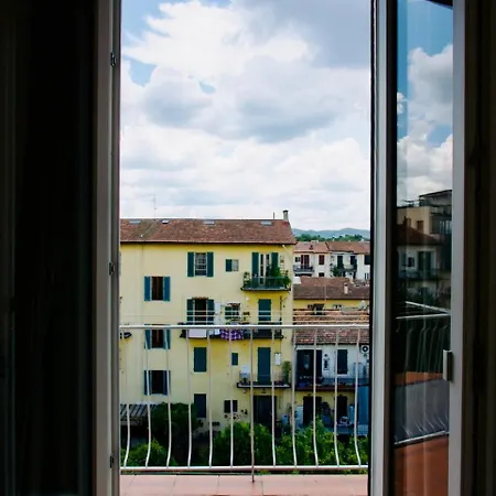 Apartman Lia's Modern Flat 2 Bedroom W Balcony *